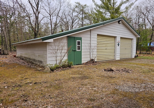view of detached garage