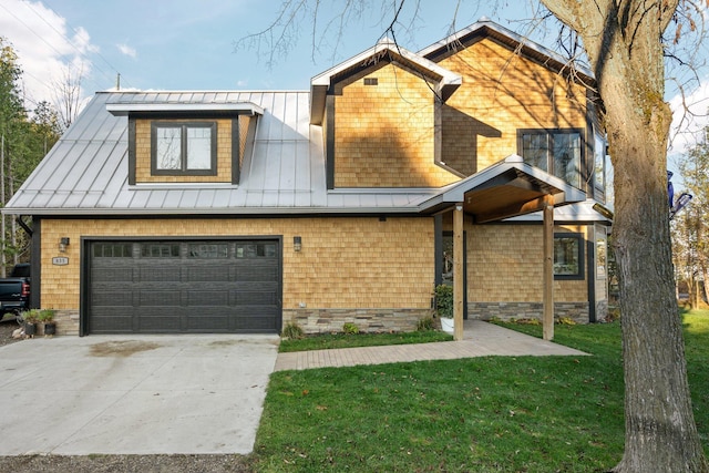 835 M-88, Bellaire, MI 49615 - view of front of property featuring a standing seam roof, a front yard, driveway, and metal roof