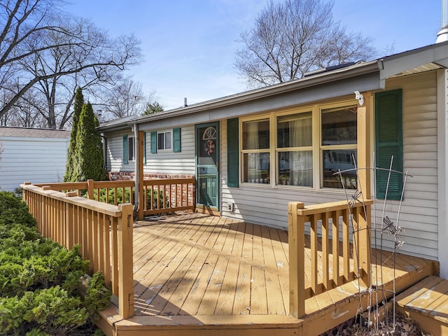 120 Beechwood Ave, Houghton Lake, MI 48629 - view of wooden terrace