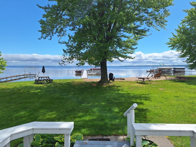view of yard with a water view
