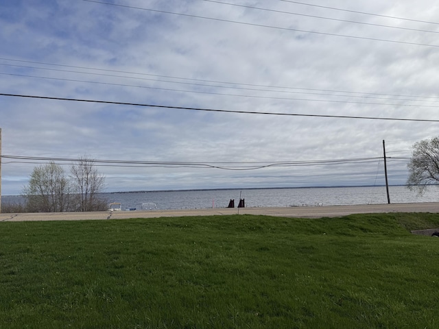 98 Heightsview, Houghton Lake, MI 48629 - photo 1