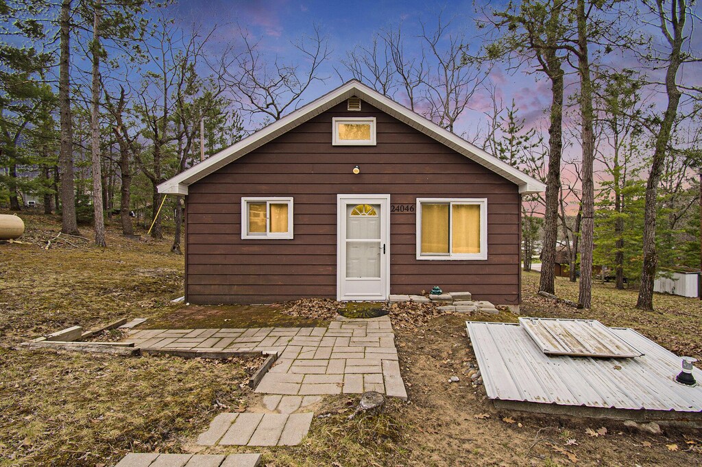24046 Ranch House Trl, Atlanta, MI 49709 - photo 1