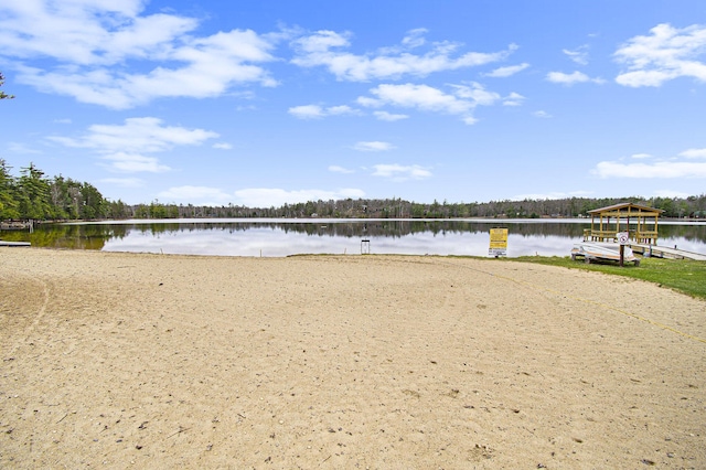 view of home's community featuring a water view
