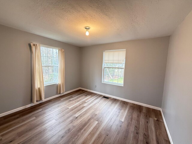 9906 E Houghton Lake Dr, Houghton Lake, MI 48629 - photo 10