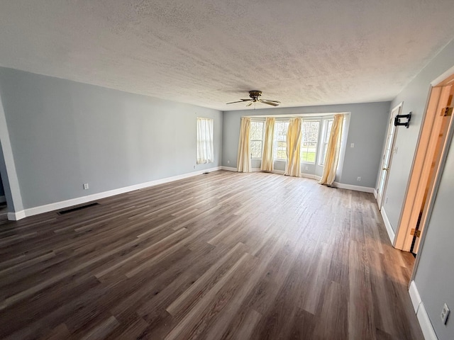 9906 E Houghton Lake Dr, Houghton Lake, MI 48629 - photo 6