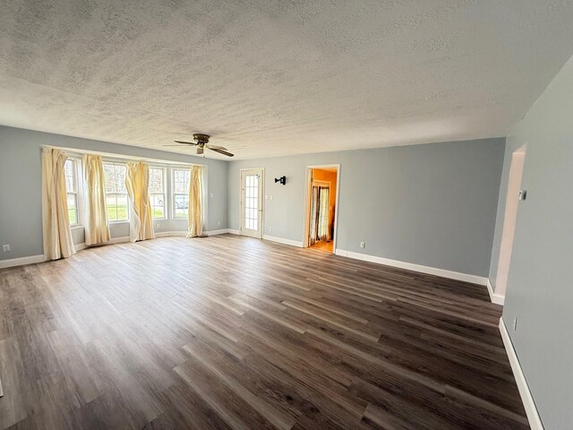 9906 E Houghton Lake Dr, Houghton Lake, MI 48629 - photo 5