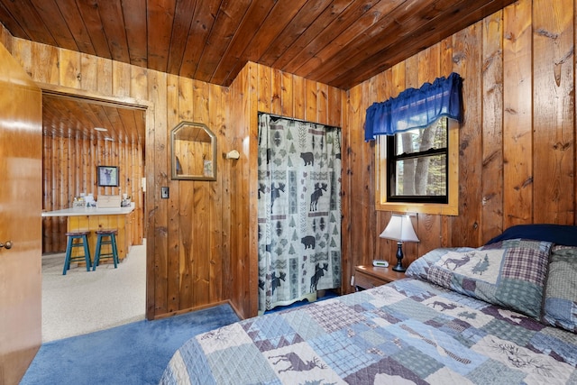 135 Alpena Trl, Houghton Lake, MI 48629 - carpeted bedroom with wooden walls and wooden ceiling