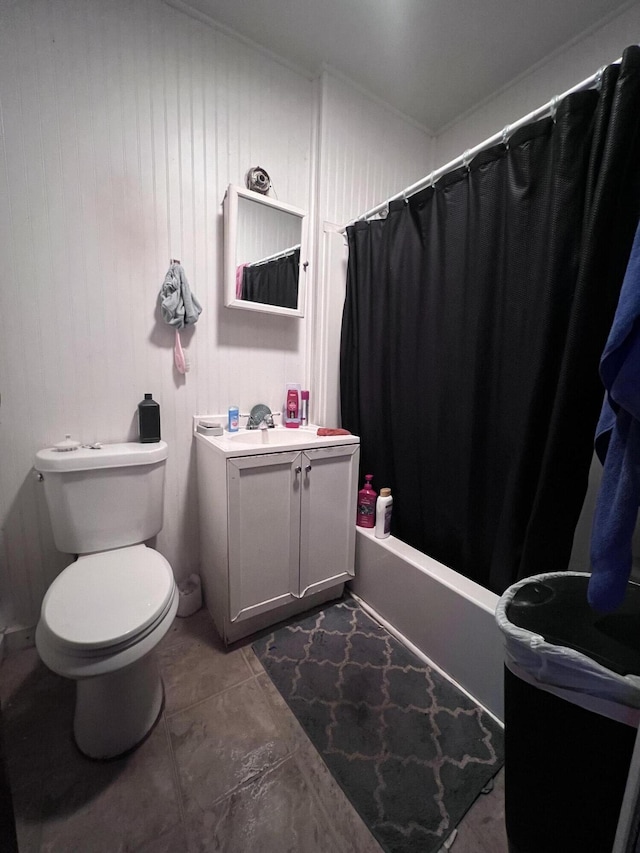 full bathroom with toilet, shower / bathtub combination with curtain, and vanity