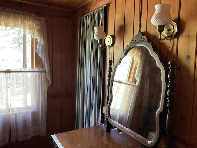 8842 Jackson Hole Trl, Grayling, MI 49738 - detailed view of wood walls