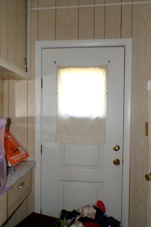 1220 Court St, Cheboygan, MI 49721 - view of doorway to outside
