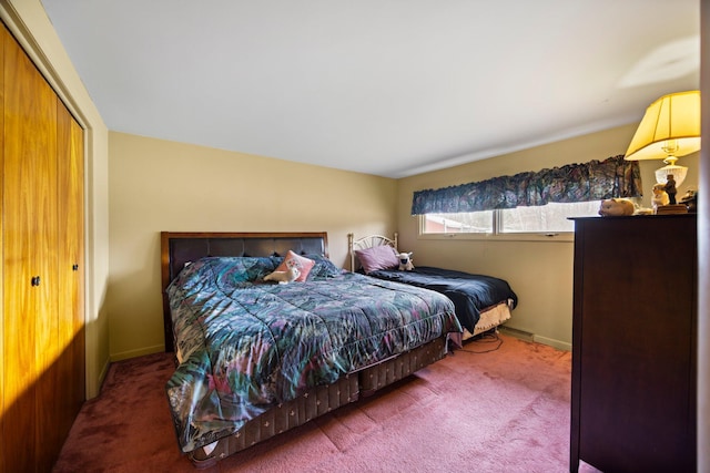 7654 M 32 E, Johannesburg, MI 49751 - carpeted bedroom featuring baseboards