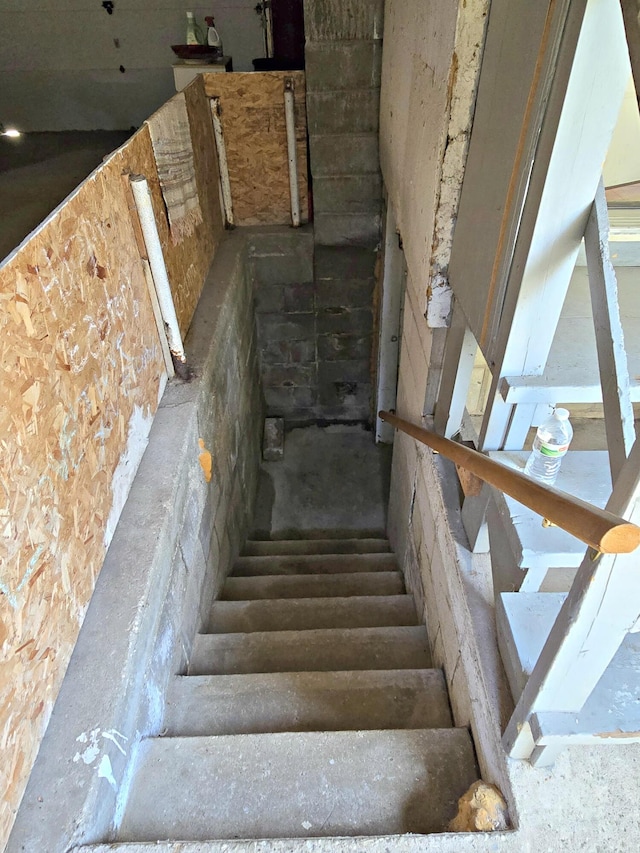 26 Michigan St, Saint Ignace, MI 49781 - view of stairs