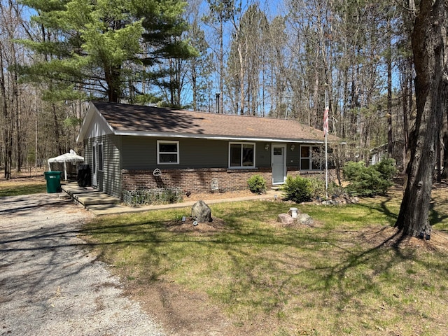 208 Linwood Dr, Prudenville, MI 48651 - photo 1