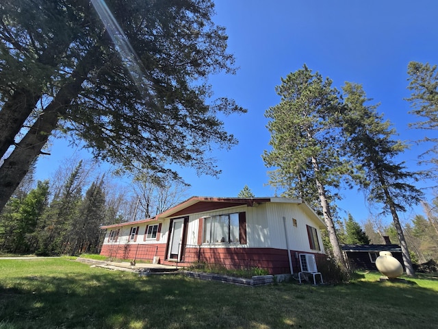 3625 Mckinley Rd, Mio, MI 48647 - ranch-style house featuring a front lawn and entry steps