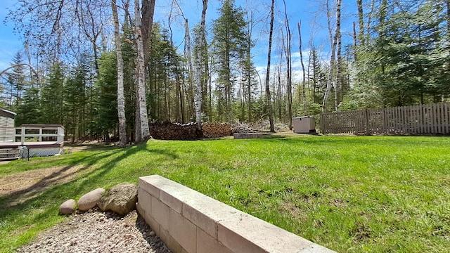 10340 US-23, Cheboygan, MI 49721 - view of yard