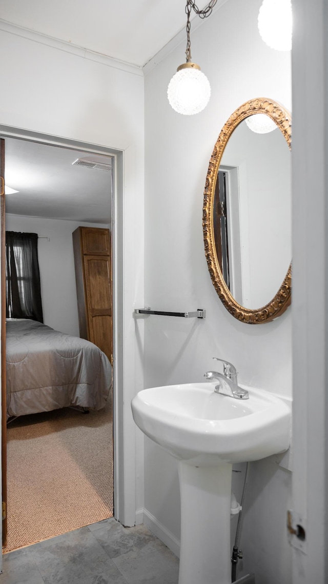 3182 W Houghton Lake Dr, Houghton Lake, MI 48629 - view of bathroom