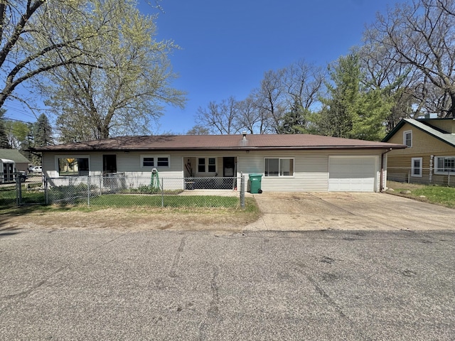 101 Oak St, Prudenville, MI 48651 - photo 1