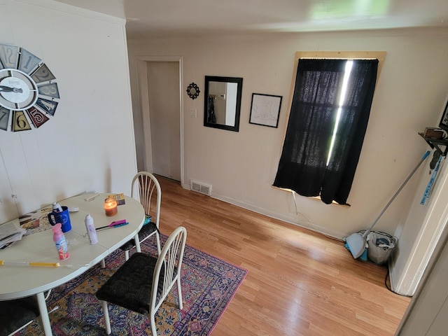 420 W Miller St, Alpena, MI 49707 - dining area with wood finished floors