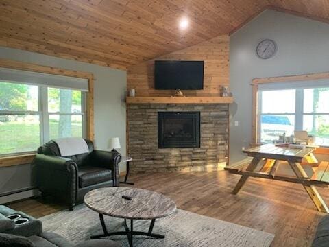 2738 Lakewood Dr, Alpena, MI 49707 - photo 2