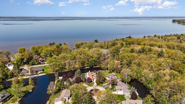 118 Harbor Ct, Houghton Lake, MI 48629 - view of property location with a large body of water and nearby suburban area