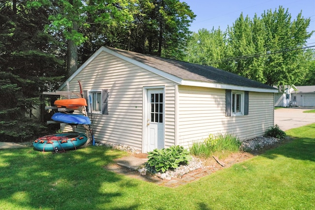 12243 E Houghton Lake Dr, Houghton Lake, MI 48629 - view of outbuilding