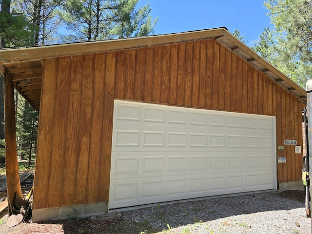 4247 Racoon Trl, Lincoln, MI 48742 - view of garage
