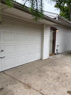 18598 Henry St, Melvindale, MI 48122 - garage with concrete driveway