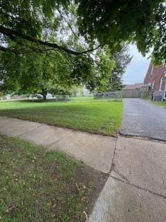 18598 Henry St, Melvindale, MI 48122 - surrounding community with a yard