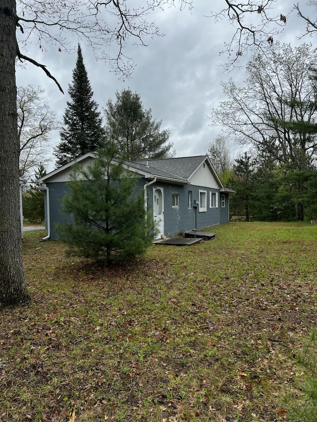 10181 E Carter Lake Rd, Saint Helen, MI 48656 - view of rear view of property