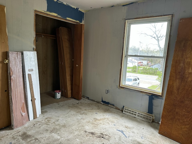 2883 M-18, Roscommon, MI 48653 - unfurnished bedroom with a closet