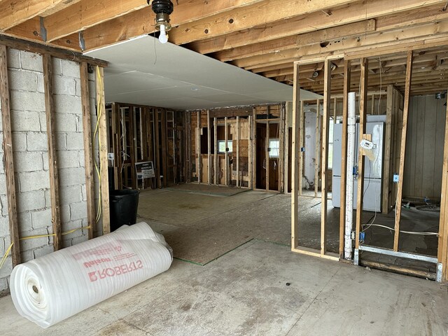 2883 M-18, Roscommon, MI 48653 - view of unfinished below grade area