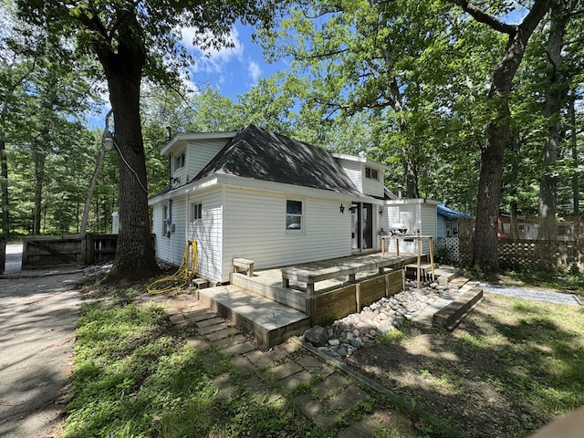 605 Cedar Ave, Houghton Lake, MI 48629 - photo 19