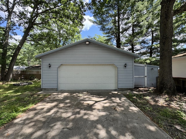 605 Cedar Ave, Houghton Lake, MI 48629 - photo 22