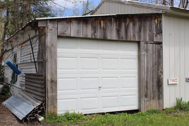 4541 Wills Rd, Lewiston, MI 49756 - view of garage