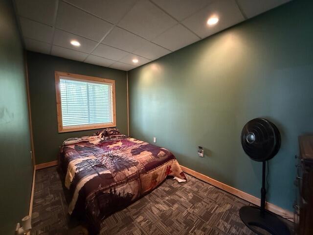 9841 Wheeler Rd, Roscommon, MI 48653 - bedroom featuring baseboards and recessed lighting