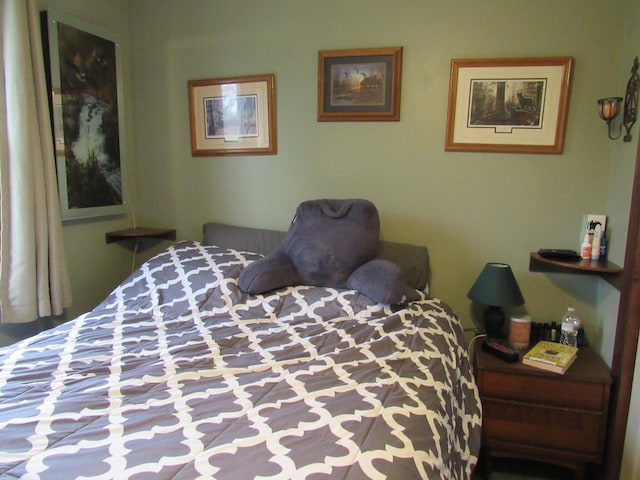 2020 Douglas Dr, Saint Helen, MI 48656 - view of bedroom
