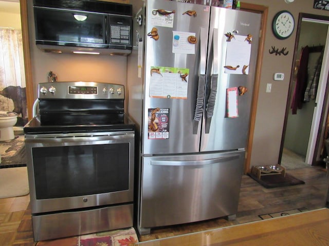 2020 Douglas Dr, Saint Helen, MI 48656 - kitchen featuring appliances with stainless steel finishes