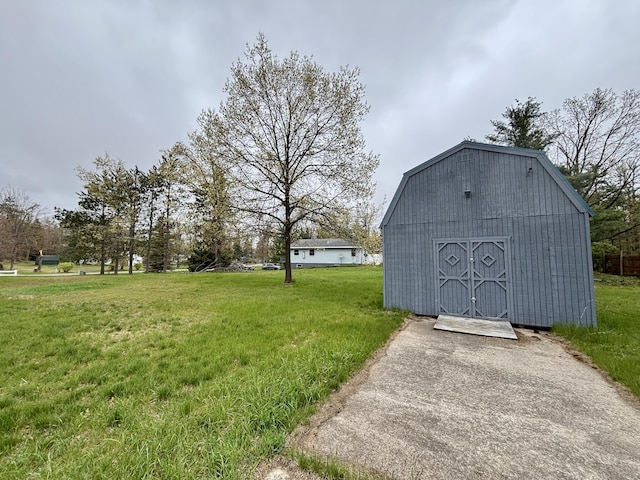 5356 Spruce Dr, Lewiston, MI 49756 - view of green lawn