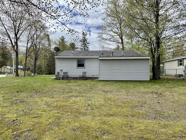 914 W Cadillac St, Mackinaw City, MI 49701 - photo 14