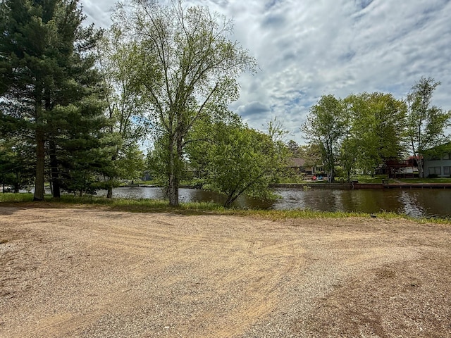 116 No Wake Ct, Houghton Lake, MI 48629 - view of yard featuring a water view