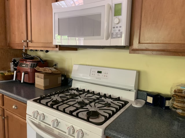 2290 Woodview Dr, Alpena, MI 49707 - photo 11