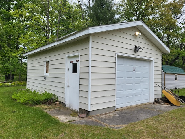 3022 Sumac Trl, Lupton, MI 48635