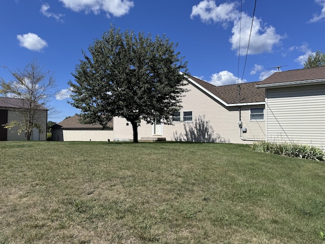 1537 Tecumseh Rd, Cheboygan, MI 49721 - view of grassy yard