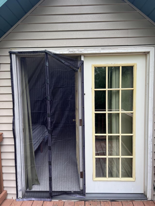 7781 N M-18, Roscommon, MI 48653 - exterior view