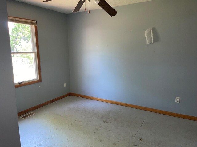 121 Cypress Dr, Prudenville, MI 48651 - photo 12
