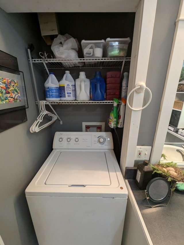17740 Grand Lake Blvd, Presque Isle, MI 49777 - laundry area with washer / clothes dryer