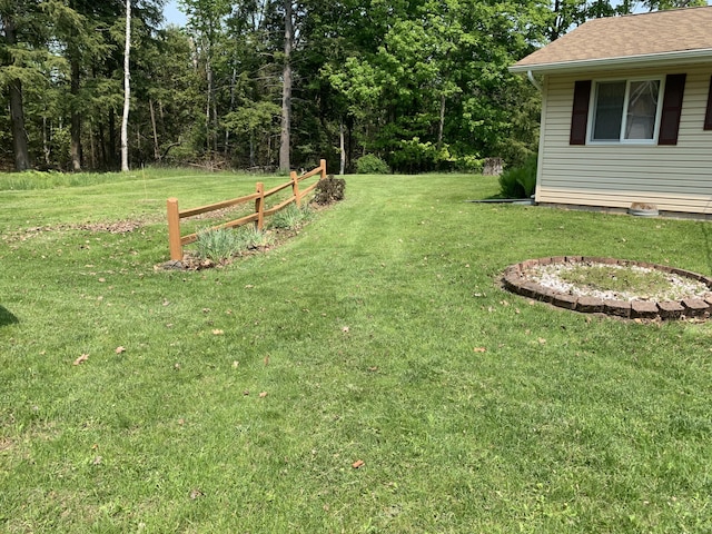 14501 3rd St, Hubbard Lake, MI 49747 - view of grassy yard