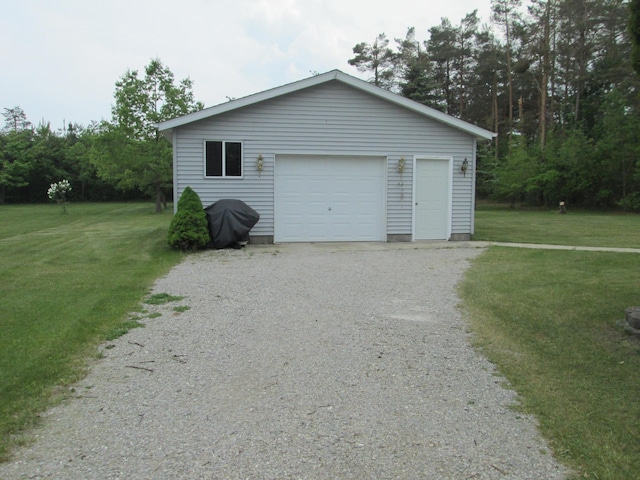 5189 Pinecrest Dr, Lewiston, MI 49756 - detached garage with driveway