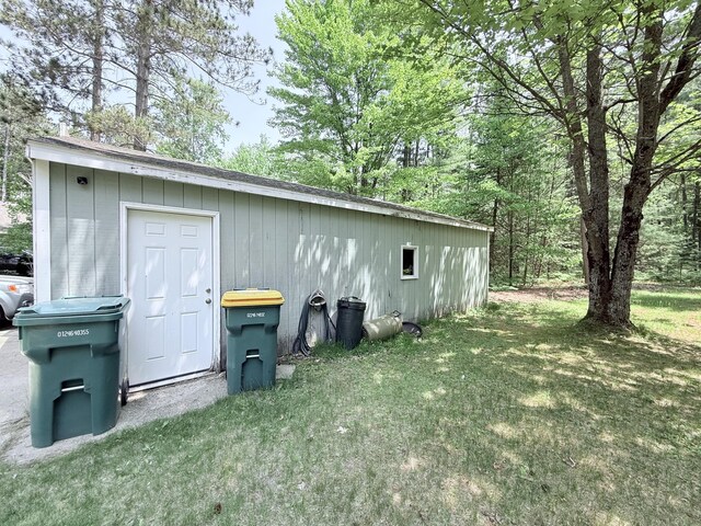 114 Shirley Ln, Roscommon, MI 48653 - photo 29