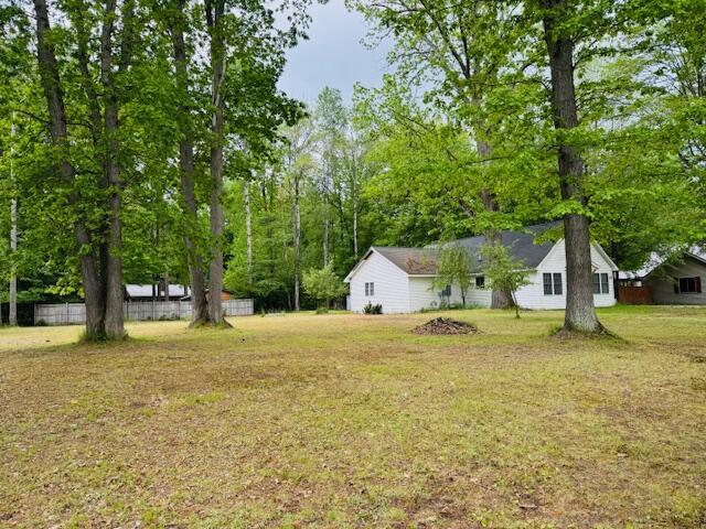 234 Radcliff Dr, Houghton Lake, MI 48629 - photo 21